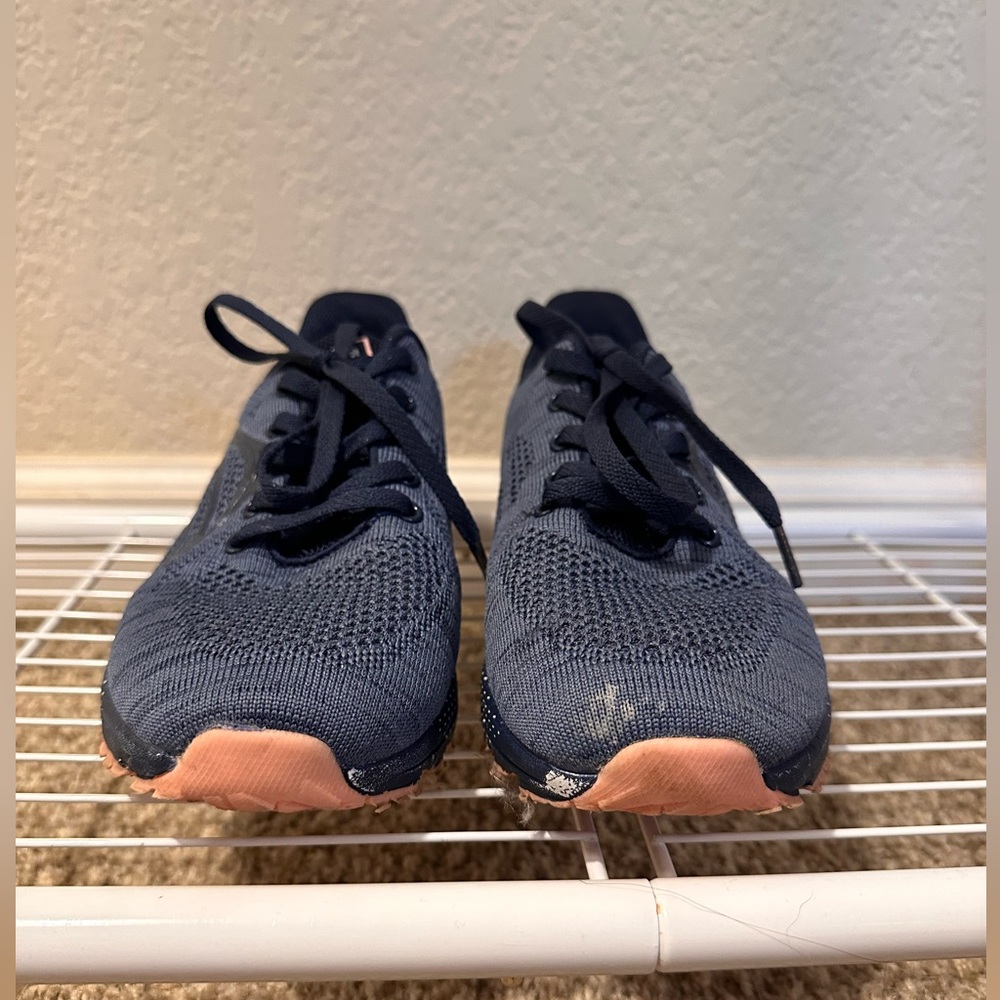 Laminicia Tennis Shoes